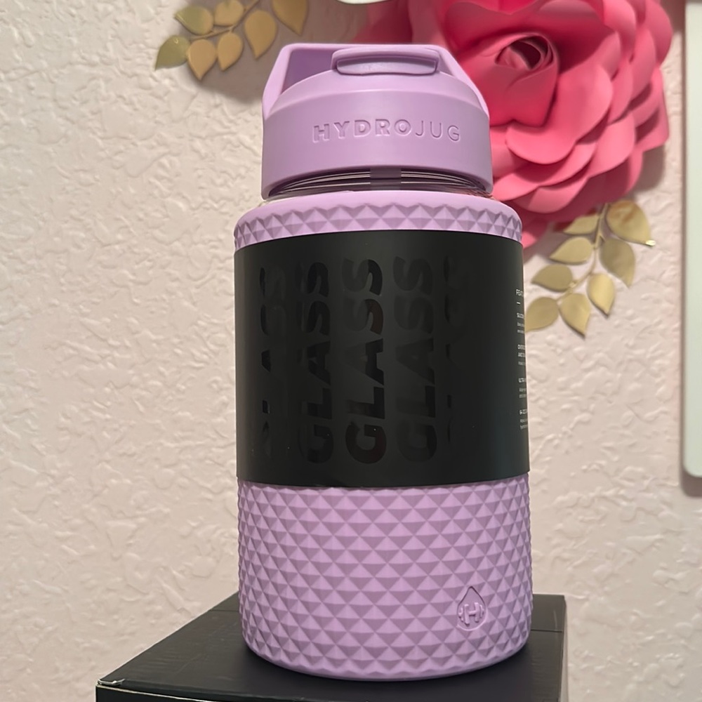 64 ounce Glass Hydrojug lilac purple